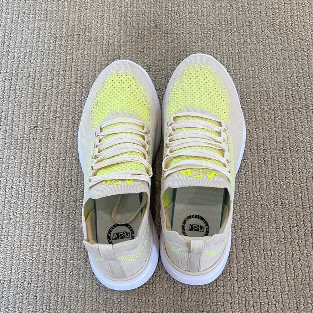 COPY - Women's TechLoom Breeze 7.5